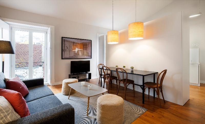 Apartment Five Stars Combro 7