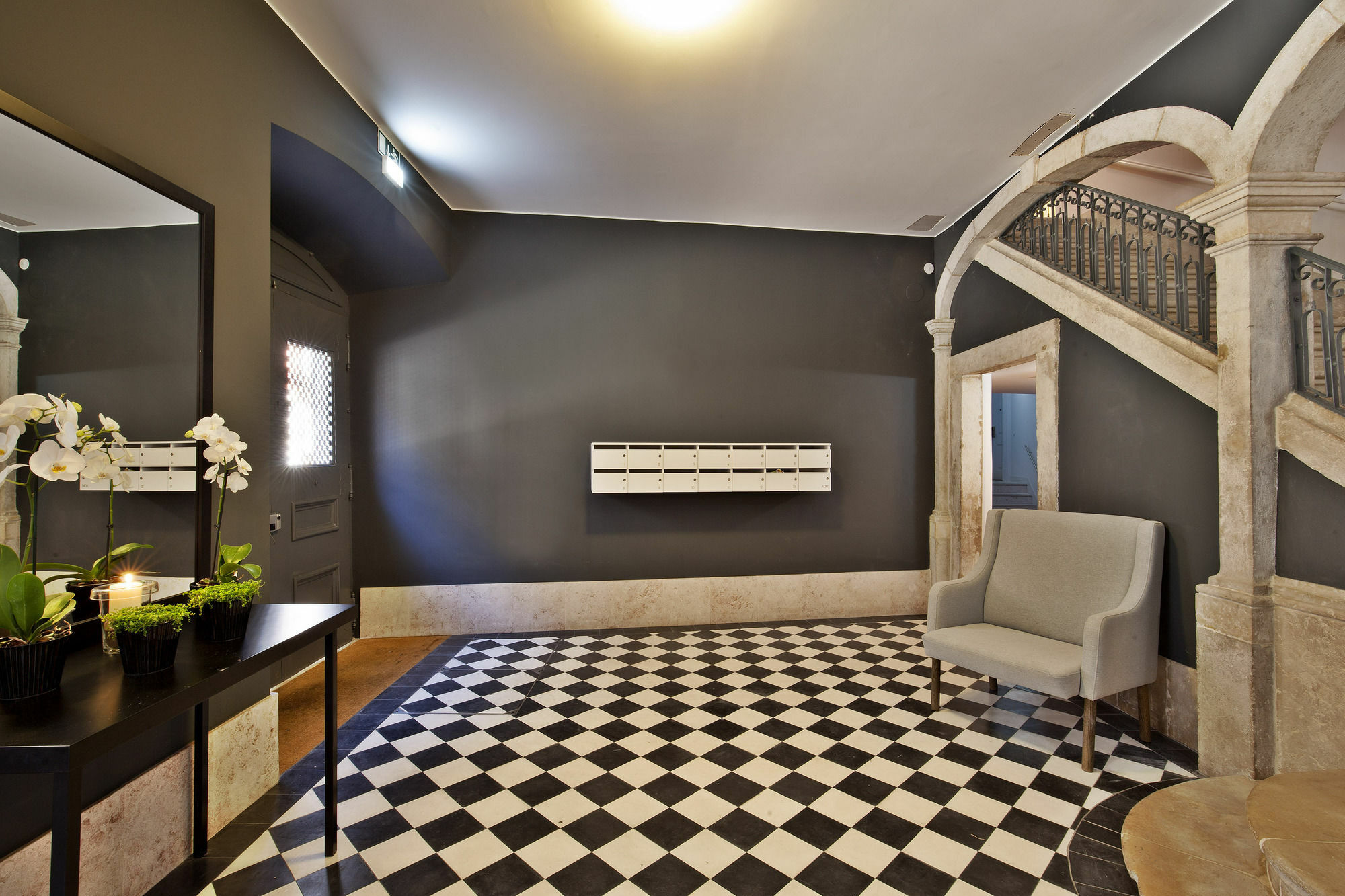 Apartment Five Stars Combro 7